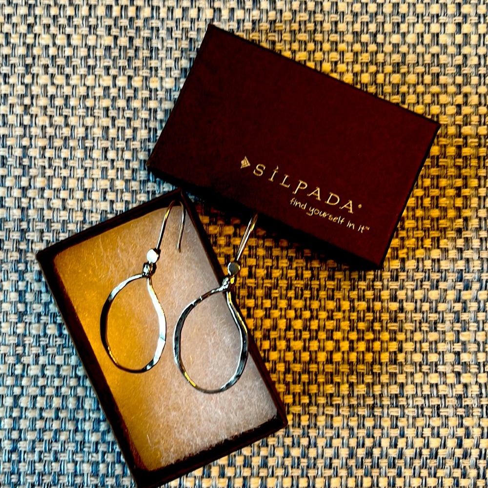 Silpada silver earrings